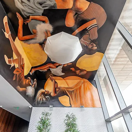 Palace Incl Parking By Sweet * Aveiro