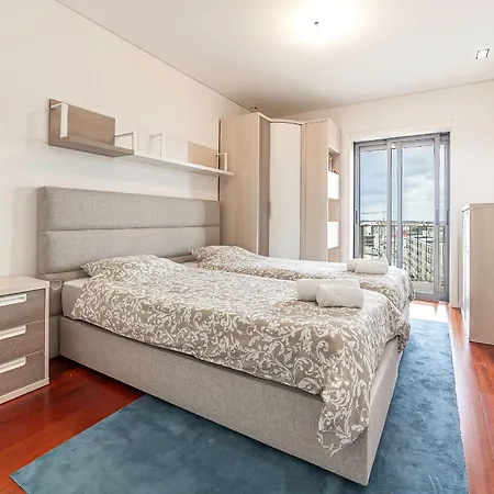 Palace Incl Parking By Sweet Aveiro